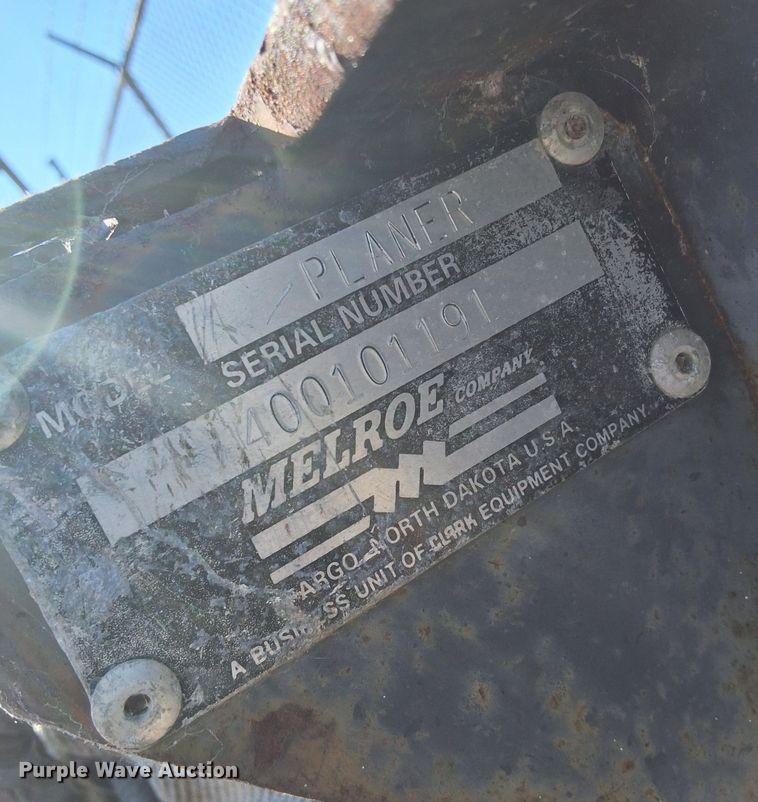 image for item EO0712 Melroe Bobcat  skid steer asphalt planer