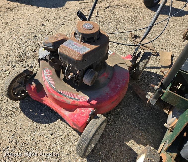 image for item EO0713 Lawn equipment