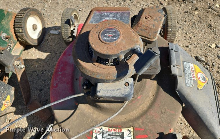 image for item EO0713 Lawn equipment