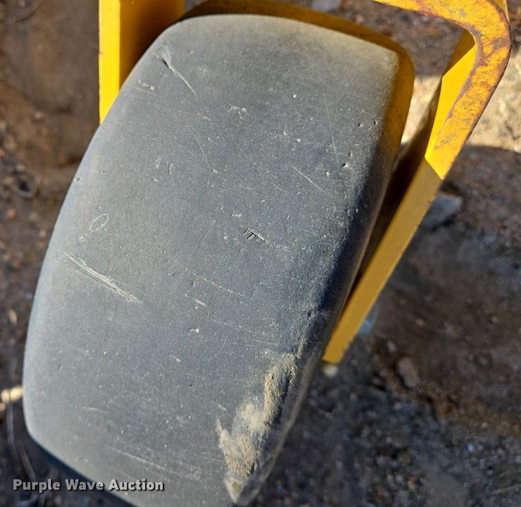 image for item EO0714 Hustler Trimstar lawn mower