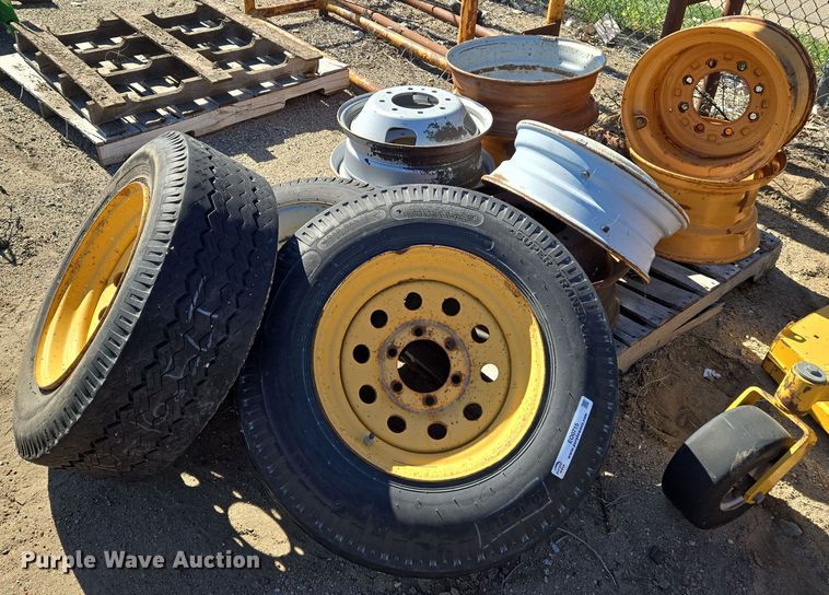 image for item EO0715 Tires and wheels