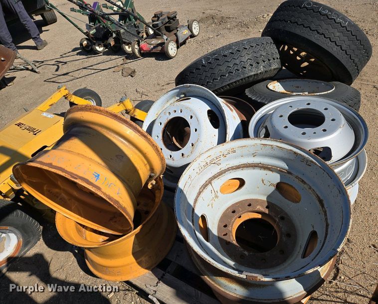 image for item EO0715 Tires and wheels