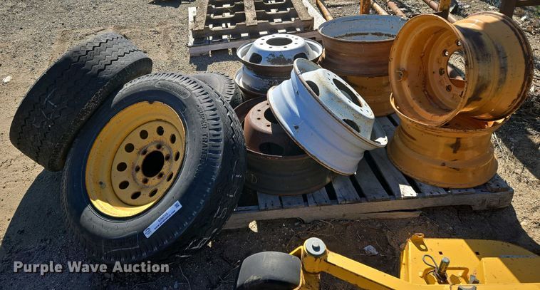 image for item EO0715 Tires and wheels