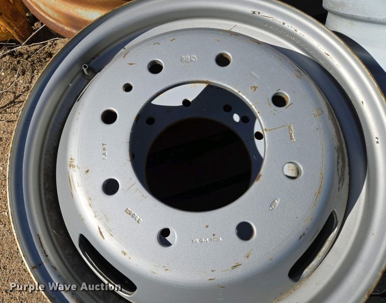 image for item EO0715 Tires and wheels