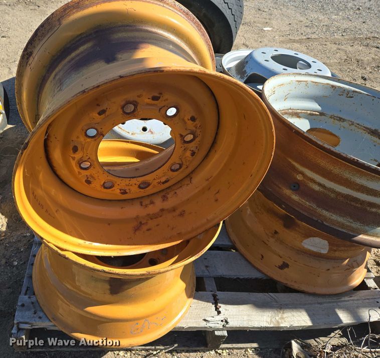 image for item EO0715 Tires and wheels