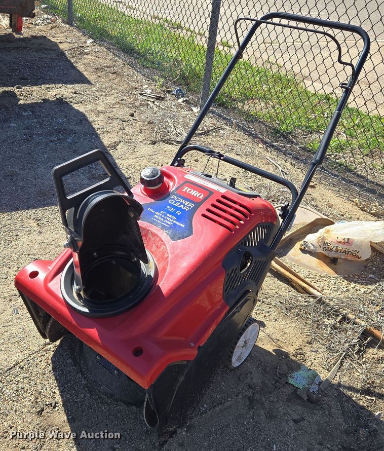 image for item EO0717 Toro 721R snow blower