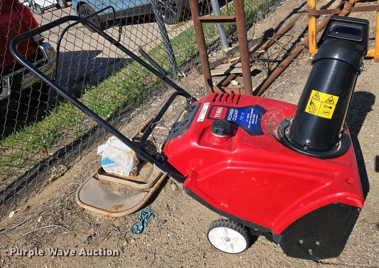 image for item EO0717 Toro 721R snow blower