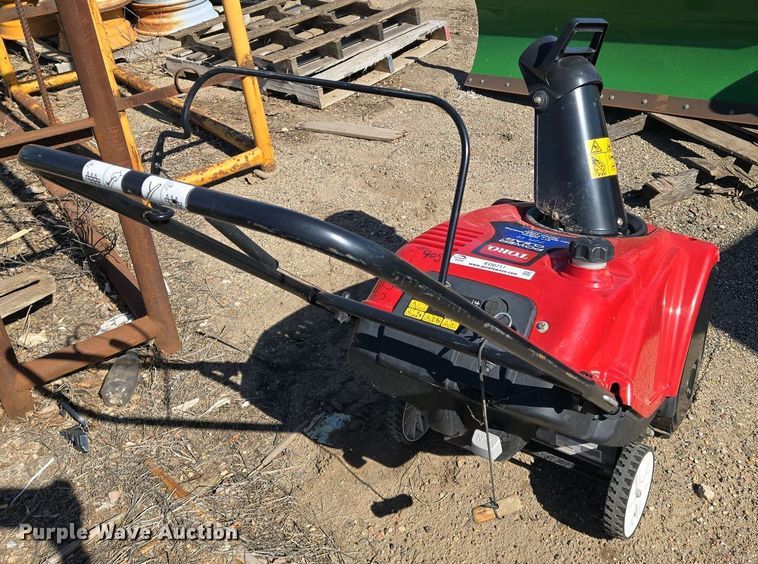 image for item EO0717 Toro 721R snow blower