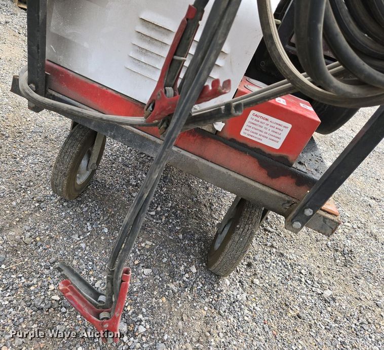 image for item EO0718 Jump box