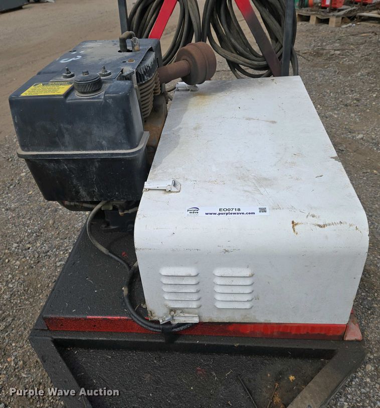 image for item EO0718 Jump box