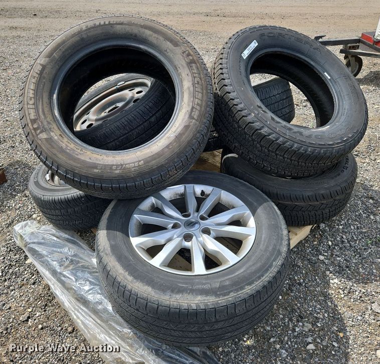 image for item EO0719 Tires and wheels