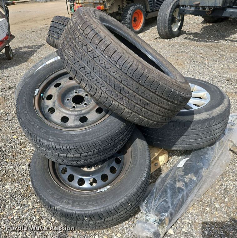 image for item EO0719 Tires and wheels