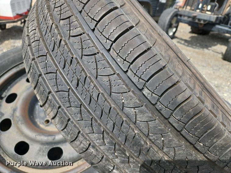 image for item EO0719 Tires and wheels