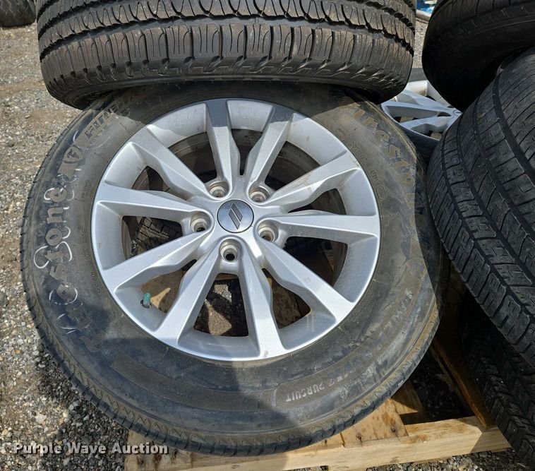 image for item EO0719 Tires and wheels