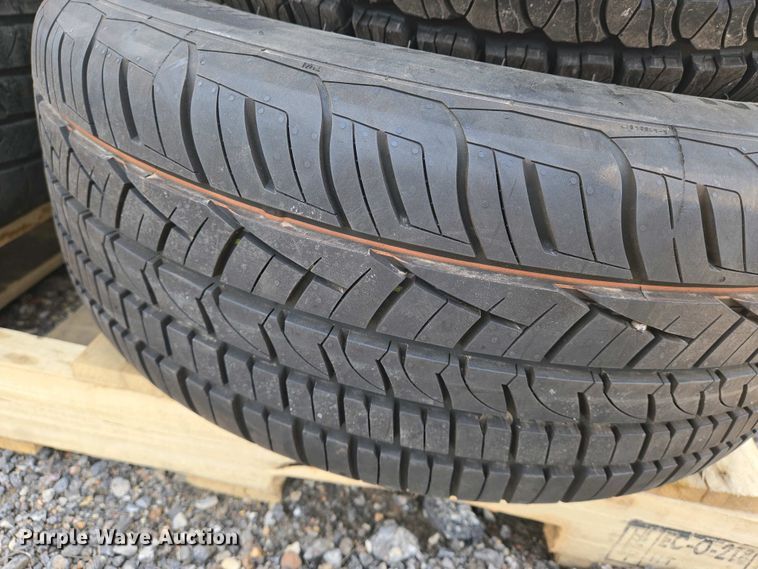 image for item EO0719 Tires and wheels