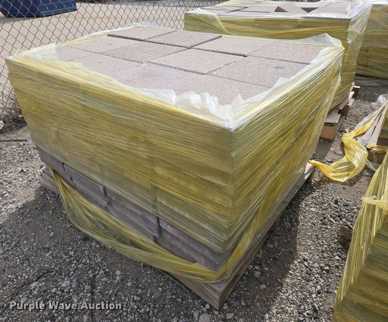 image for item EO0722  (12) pallets of concrete pavers