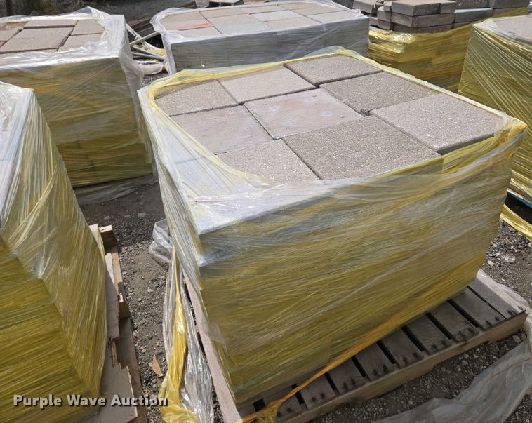 image for item EO0722  (12) pallets of concrete pavers