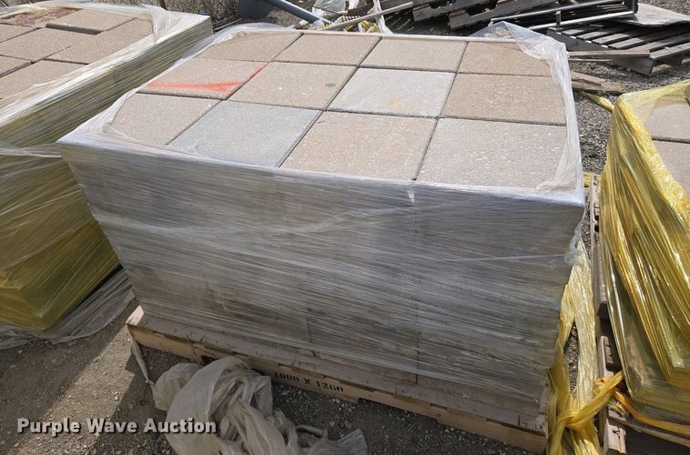 image for item EO0722  (12) pallets of concrete pavers