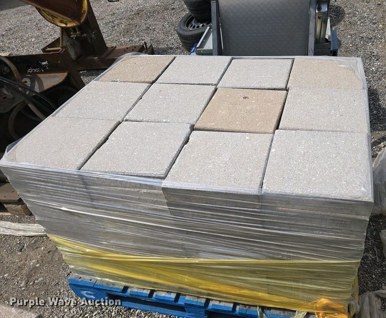 image for item EO0722  (12) pallets of concrete pavers