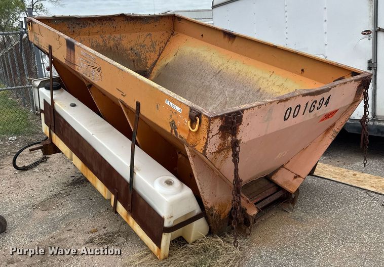 image for item EO0724 Henderson spreader