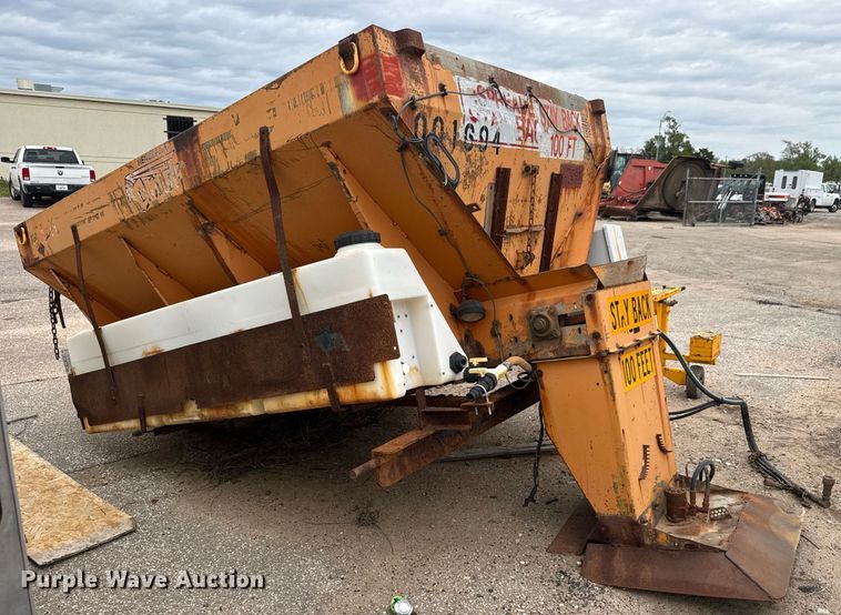 image for item EO0724 Henderson spreader