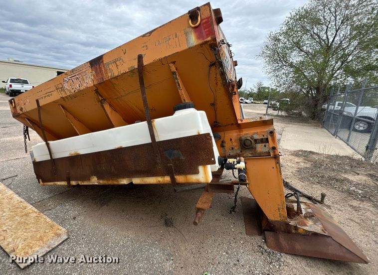 image for item EO0724 Henderson spreader