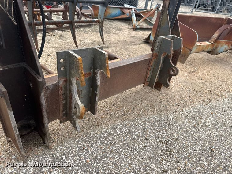 image for item EO0728 48