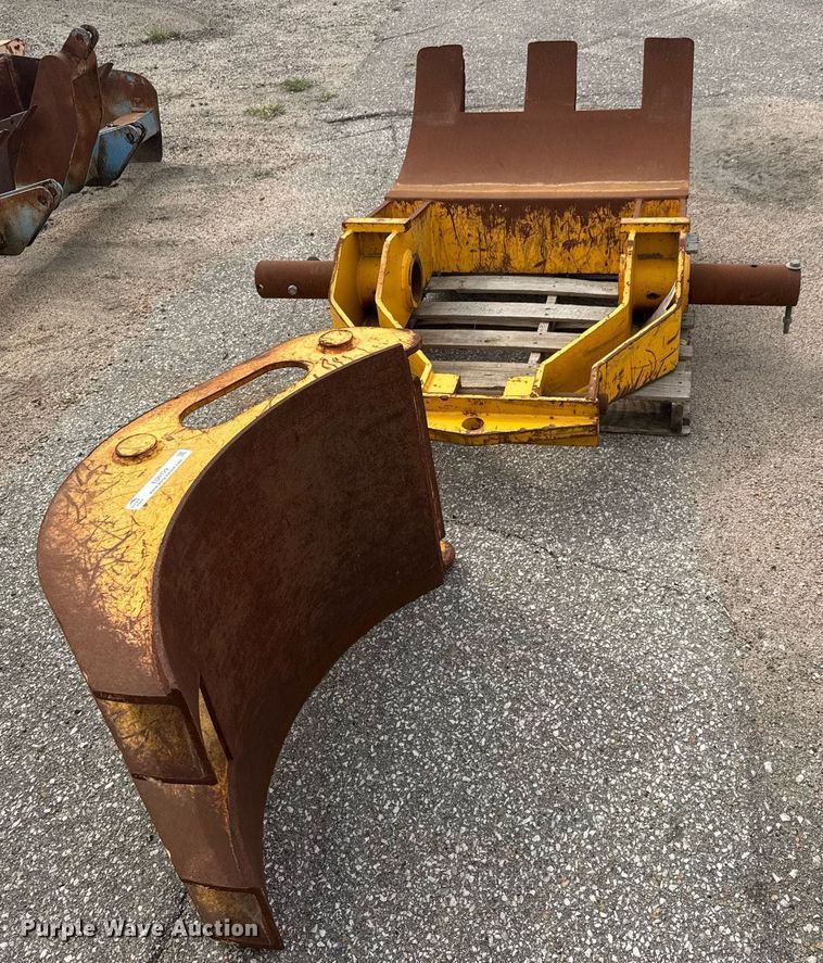 image for item EO0729 37