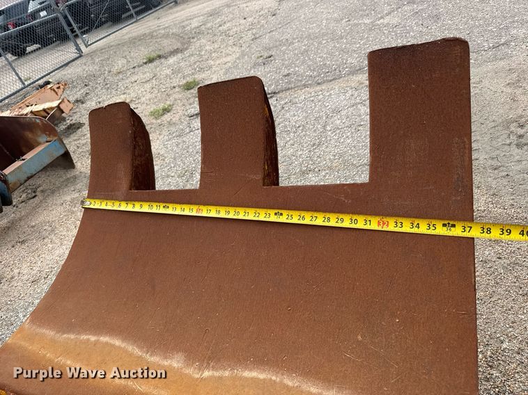 image for item EO0729 37