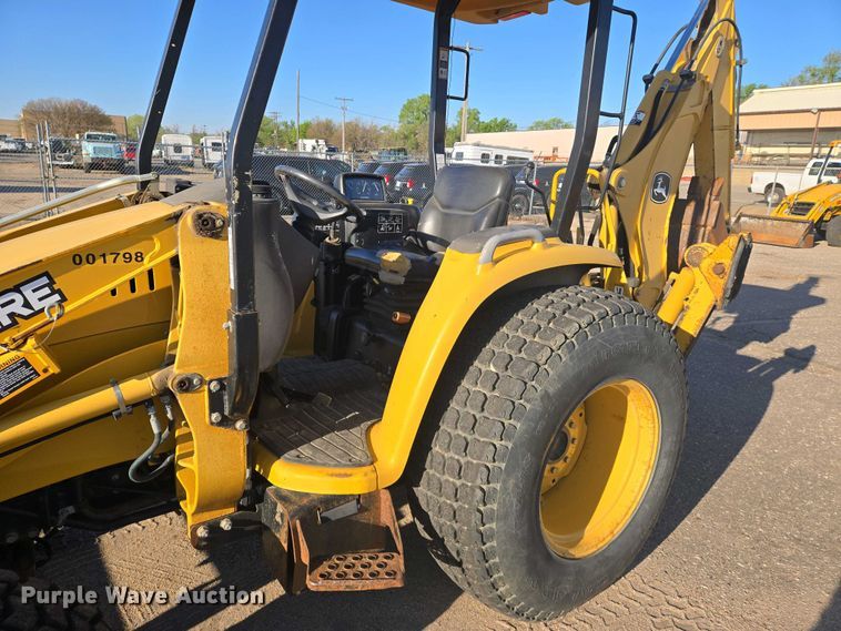 image for item EO0730 John Deere 110 backhoe
