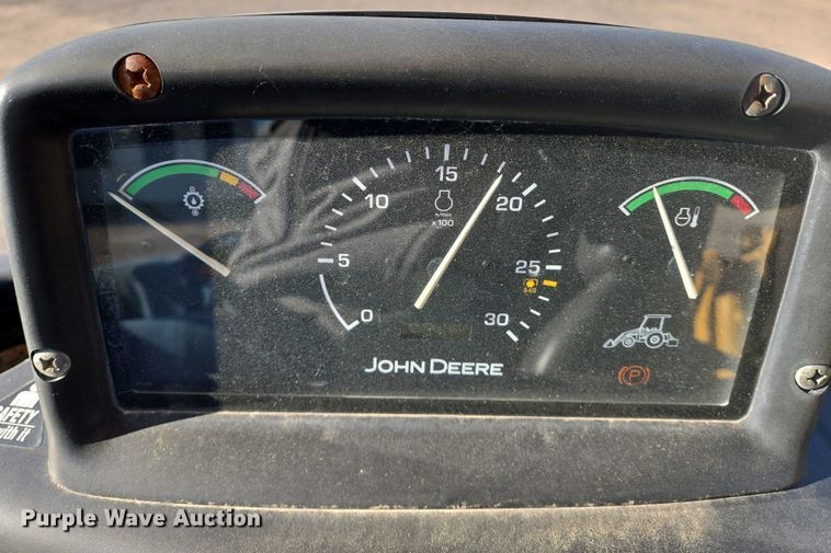 image for item EO0730 John Deere 110 backhoe