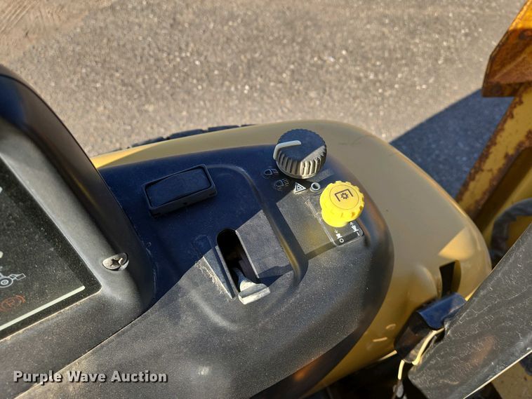 image for item EO0730 John Deere 110 backhoe