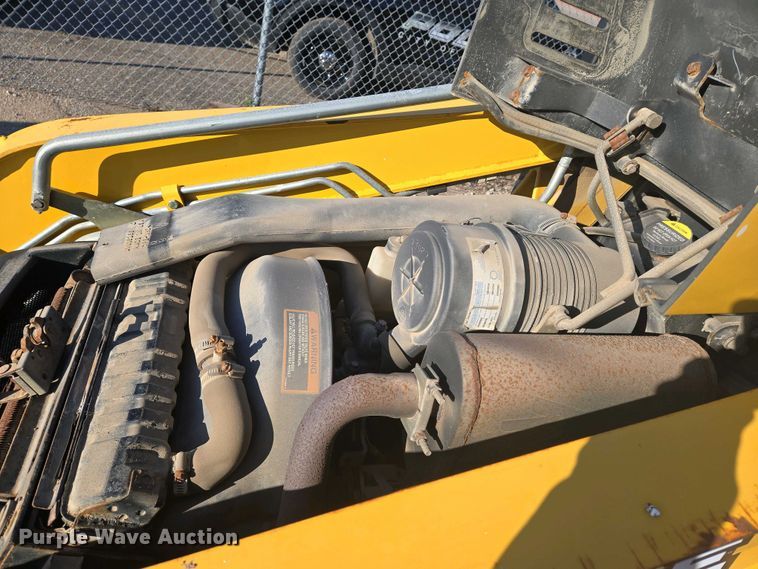 image for item EO0730 John Deere 110 backhoe