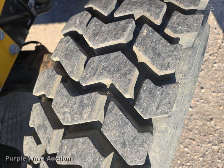 image for item EO0730 John Deere 110 backhoe