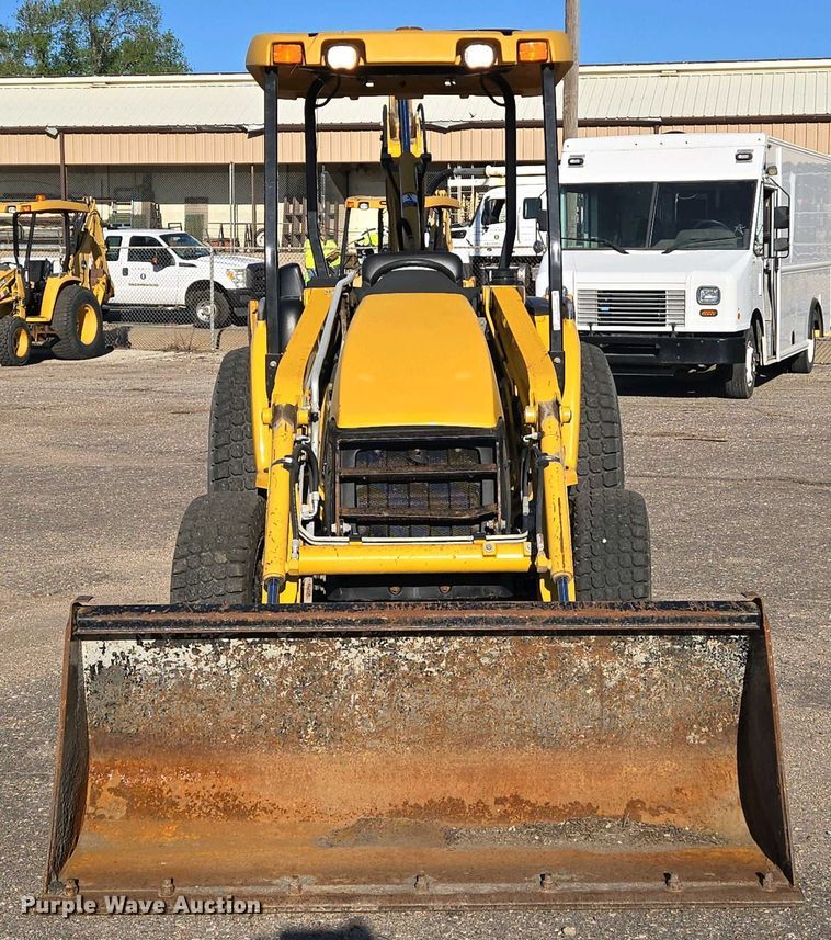 image for item EO0731 John Deere 110S backhoe