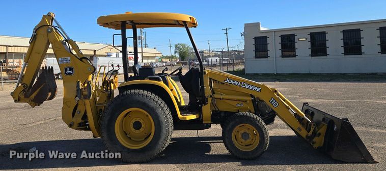 image for item EO0731 John Deere 110S backhoe
