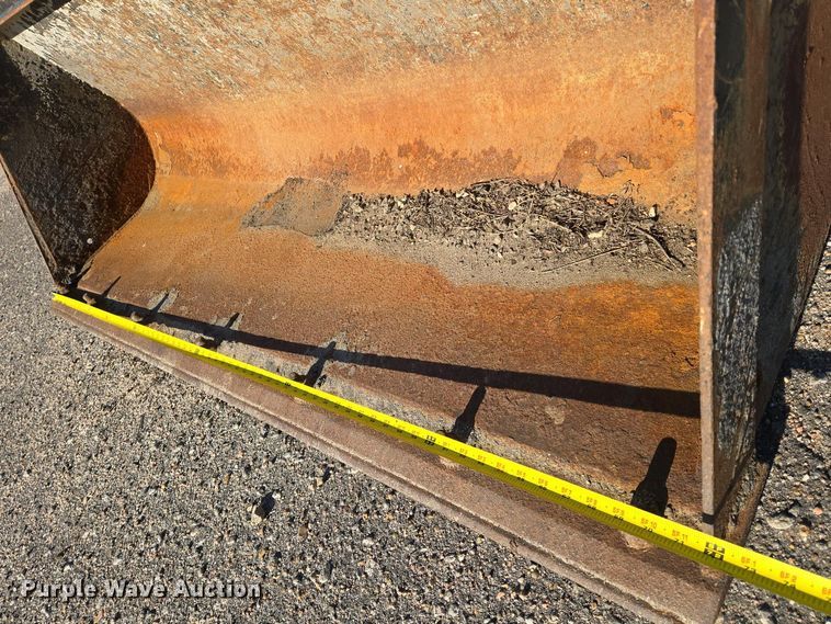 image for item EO0731 John Deere 110S backhoe