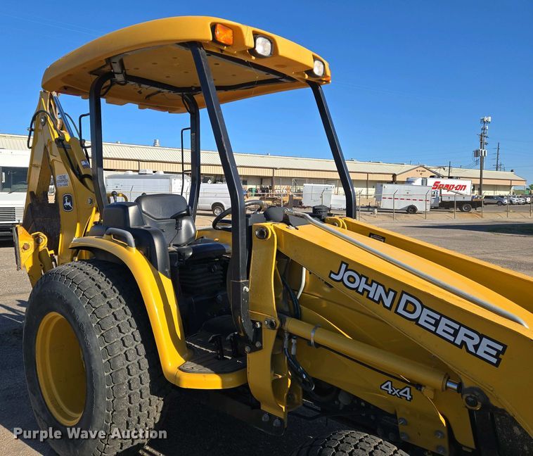 image for item EO0731 John Deere 110S backhoe