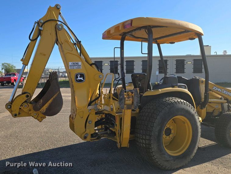 image for item EO0731 John Deere 110S backhoe
