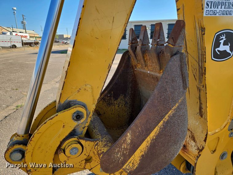 image for item EO0731 John Deere 110S backhoe