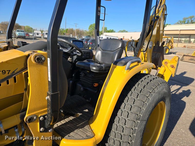 image for item EO0731 John Deere 110S backhoe