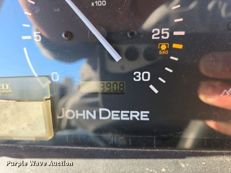 image for item EO0731 John Deere 110S backhoe