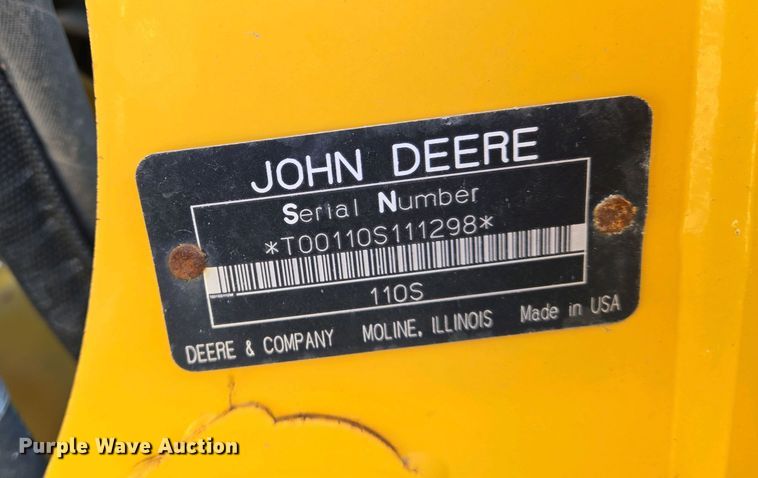 image for item EO0731 John Deere 110S backhoe