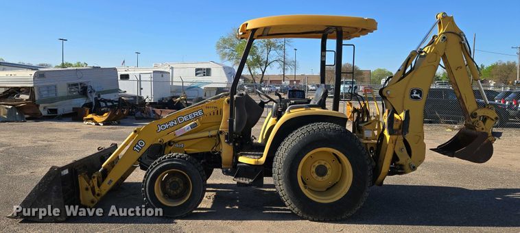 image for item EO0732 John Deere 110S backhoe