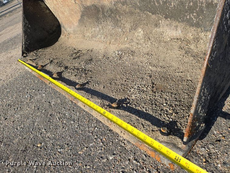 image for item EO0732 John Deere 110S backhoe