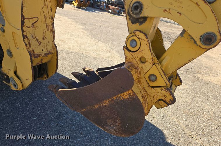 image for item EO0732 John Deere 110S backhoe