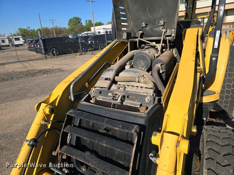 image for item EO0732 John Deere 110S backhoe