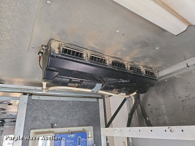 image for item EO0733 2015 Freightliner  delivery van