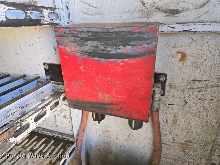 image for item EO0733 2015 Freightliner  delivery van