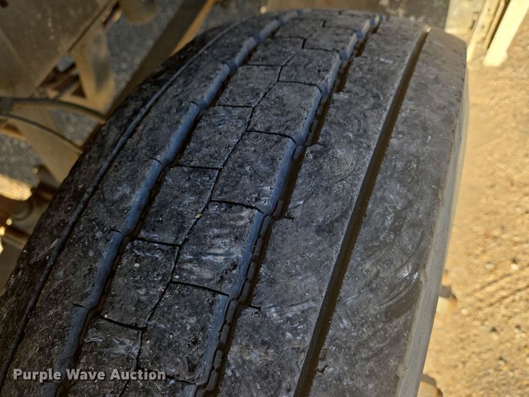 image for item EO0733 2015 Freightliner  delivery van